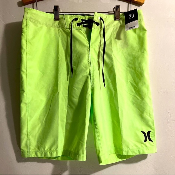 Hurley Mens Size 30 X 20’ Board Shorts Swim Trunks Lime neon Green NWT - Picture 1 of 7